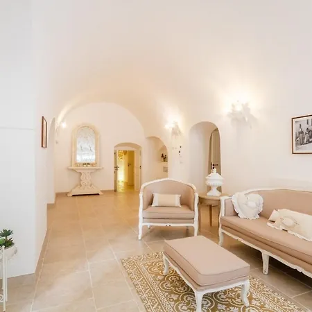 Guest house Trecaravelles *